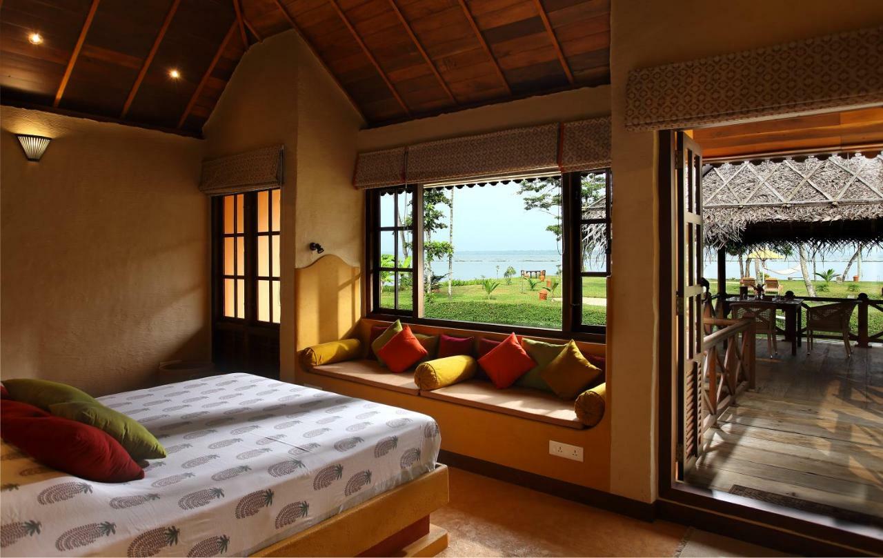 Hotel Ameya Kerala à Alappuzha Extérieur photo